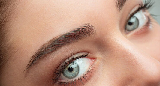 How to Grow Eyelashes Naturally?